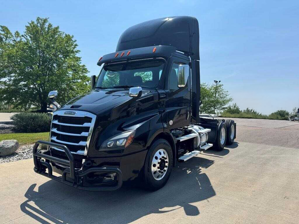 2020 Freightliner Cascadia