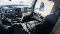 
										2023 Peterbilt 579 full									