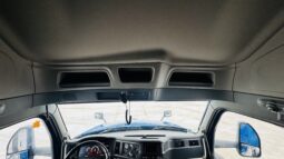 
										2023 Peterbilt 579 full									